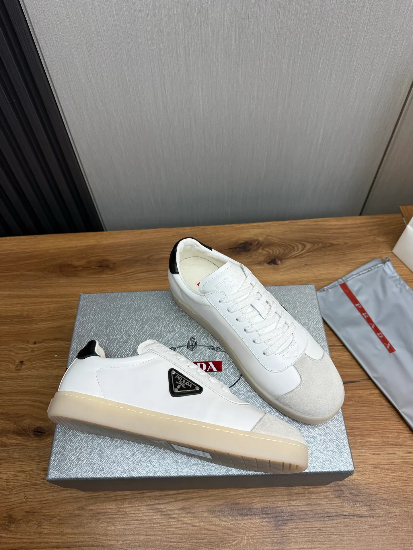 Factory price 540💰 [PRADA] Popular items in men’s shoe counters, synchronized with the official website, 1 high-quality shipment ✔️Original frosted cowhide + cowhide lining, 1🆚1 replica, original sole, 38-45 (customized at 45, non-refundable)